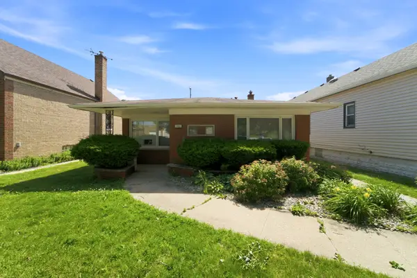 13227 S Escanaba Avenue, Chicago, IL 60633
