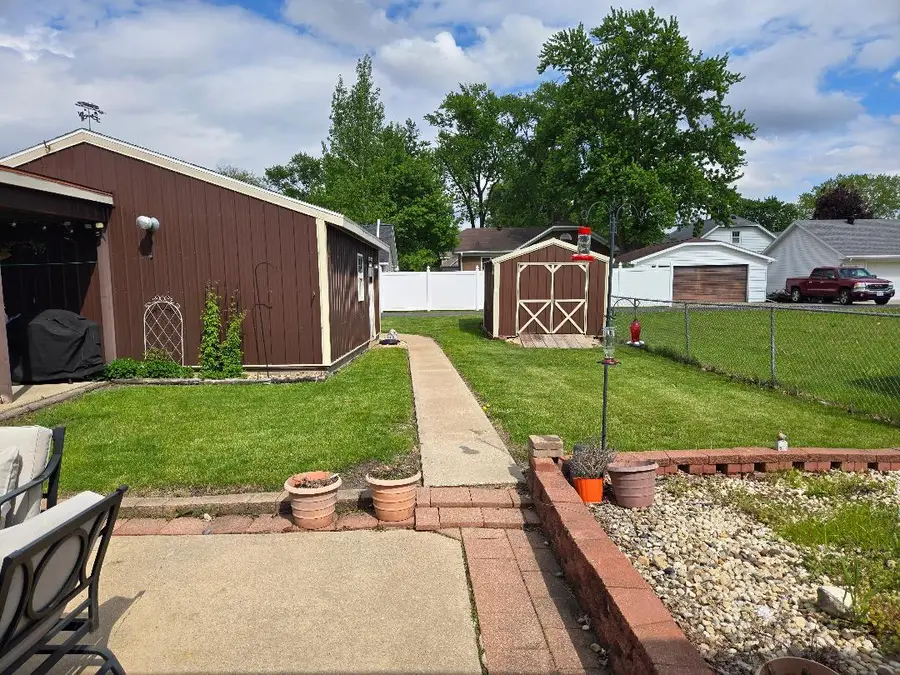 1113 Johnson Street, Streator, IL 61364 - #3
