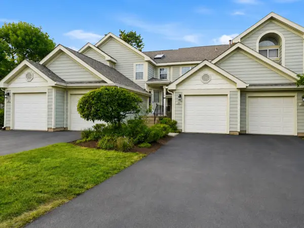 184 W Hamilton Drive, Palatine, IL 60067