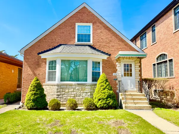 6214 N Karlov Avenue, Chicago, IL 60646