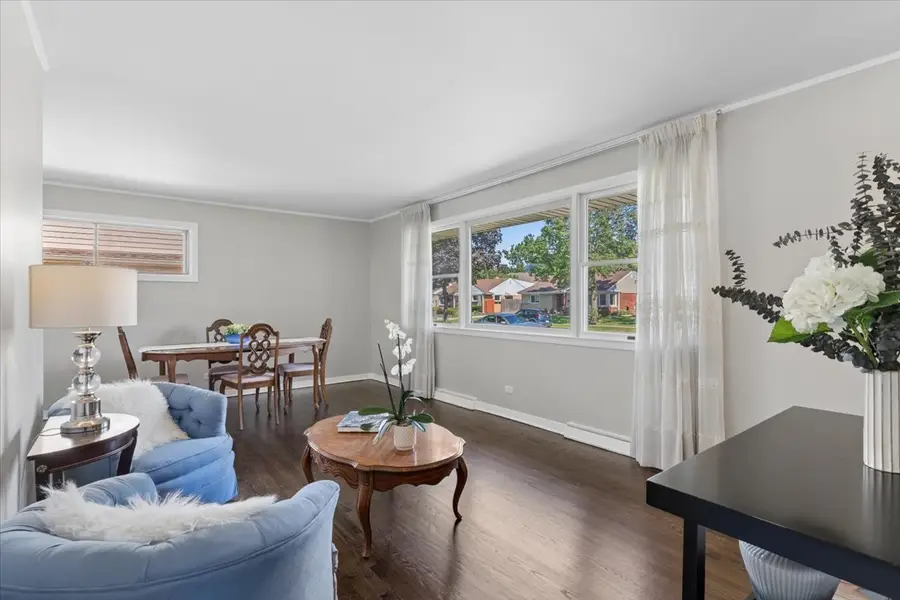 7311 Lake Street, Morton Grove, IL 60053 - #2
