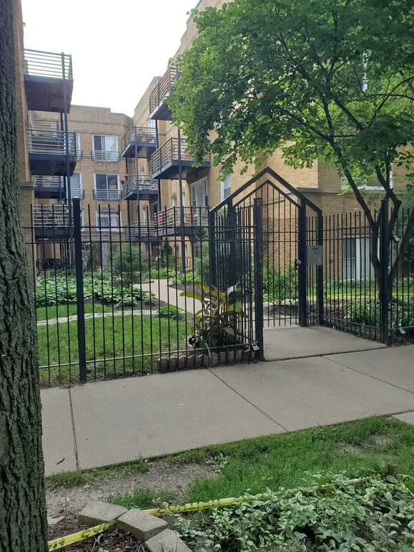4610 N Monticello Avenue #2W, Chicago, IL 60625