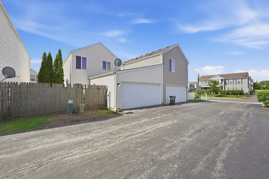 752 Four Seasons Boulevard #752, Aurora, IL 60504 - #2