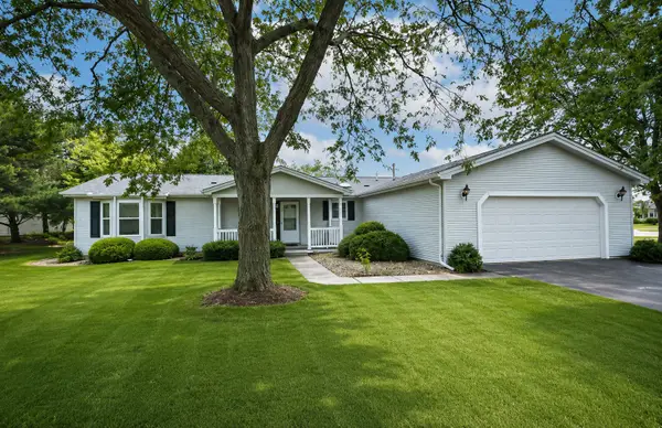 9 Hialeah Court, Grayslake, IL 60030
