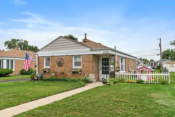 2702 Calwagner Avenue, Franklin Park, IL 60131