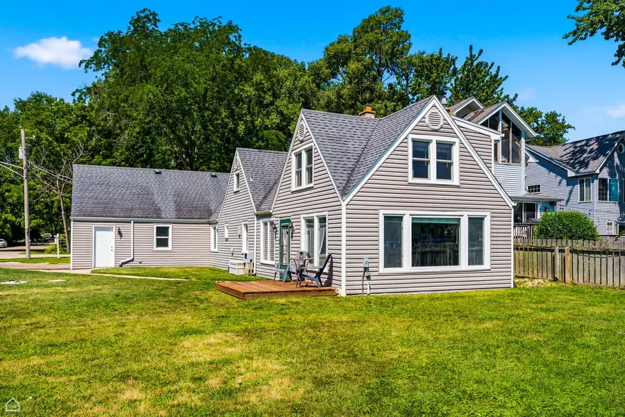 4400 Riverside Drive, Crystal Lake, IL 60014 - #2