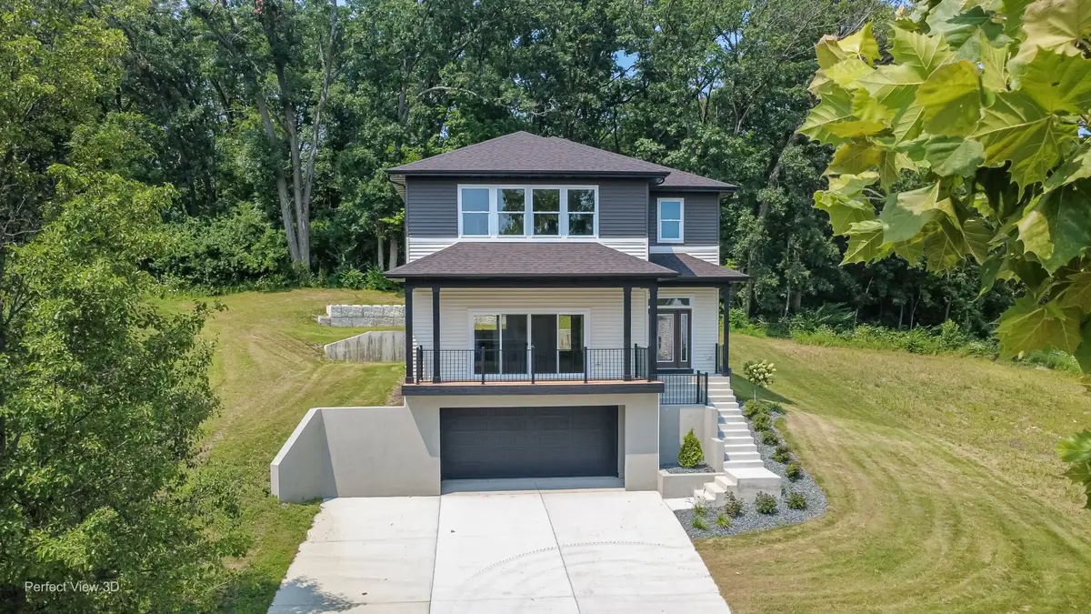 105 Northfield Drive, Minooka, IL 60447 - #1
