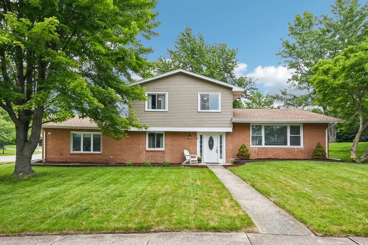 7 Derbyshire Court, Bolingbrook, IL 60440 - #1
