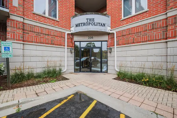235 N Smith Street #301, Palatine, IL 60067