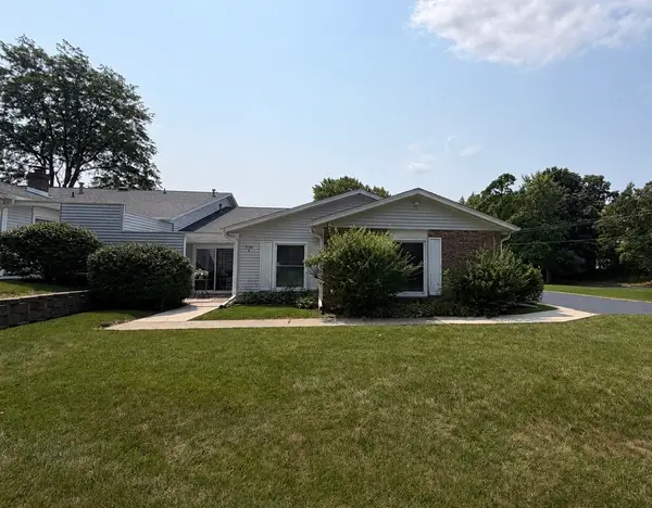 3150 W Carthage Drive #4, Freeport, IL 61032