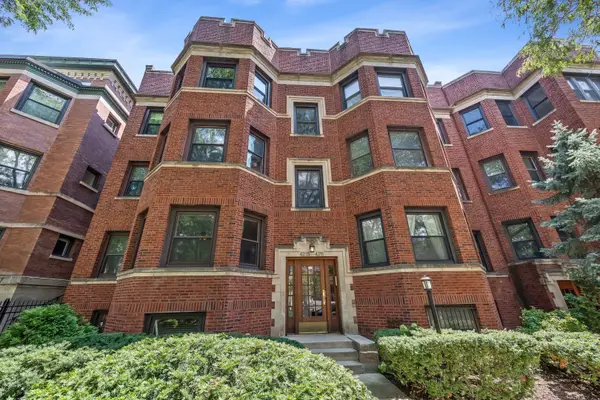 4215 N Sheridan Road #1N, Chicago, IL 60613