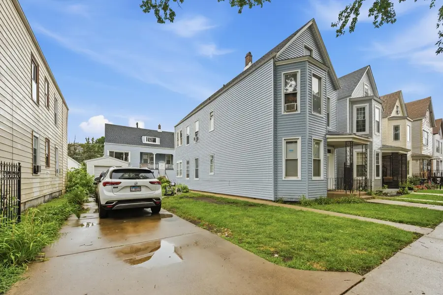4322 S Maplewood Avenue, Chicago, IL 60632 - #2