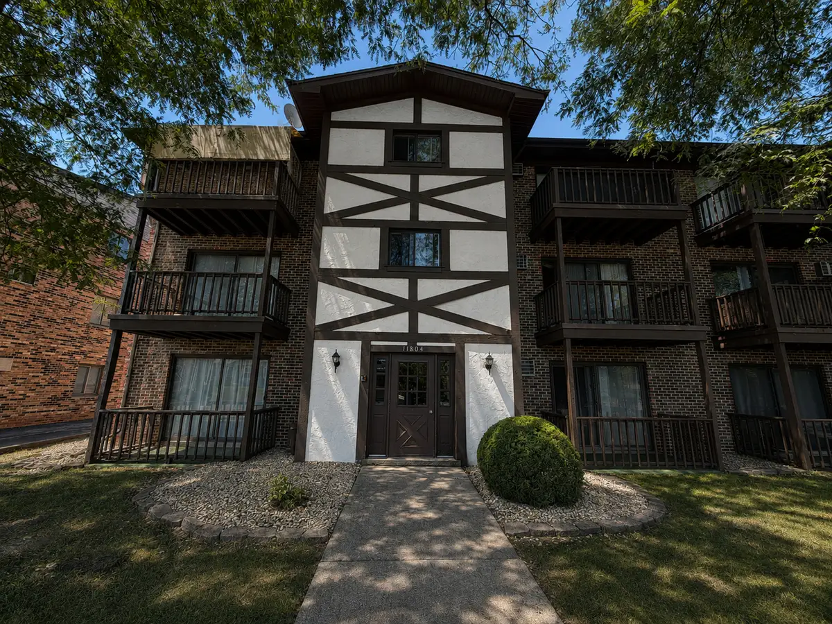 11804 S Komensky Avenue #202, Alsip, IL 60803 - #1