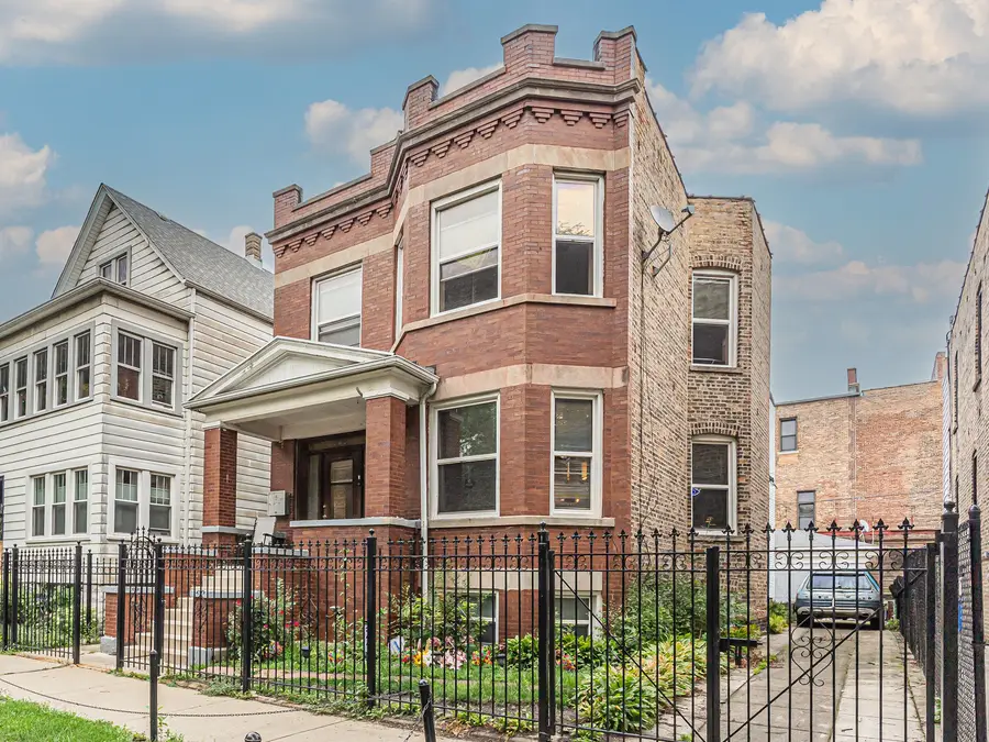 2441 N Hamlin Avenue, Chicago, IL 60647 - #2