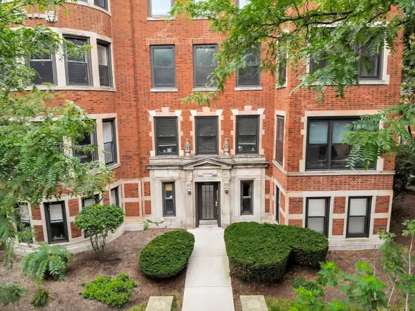 4117 N Sheridan Road #2N, Chicago, IL 60613
