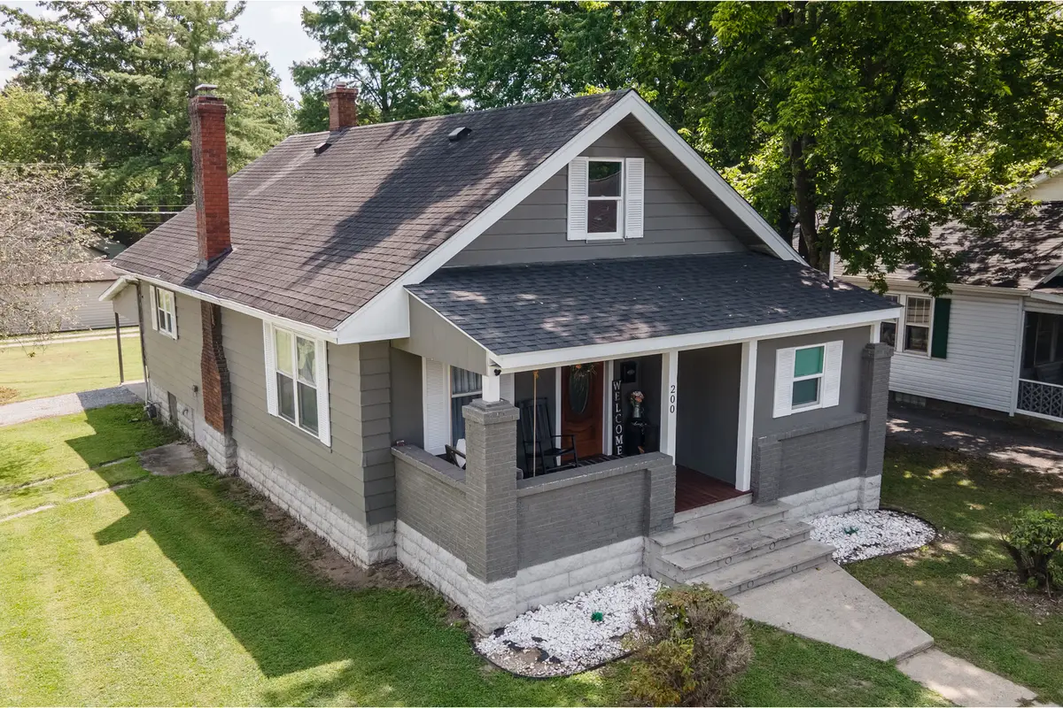 200 S 8th Street, Herrin, IL 62948 - #1