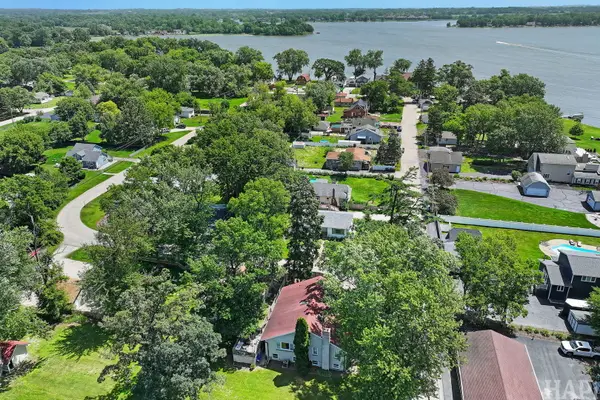 41638 N Lotus Avenue, Antioch, IL 60002