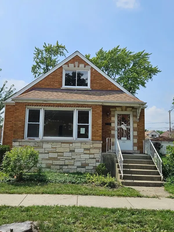 Address Withheld By Seller, Berwyn, IL 60402