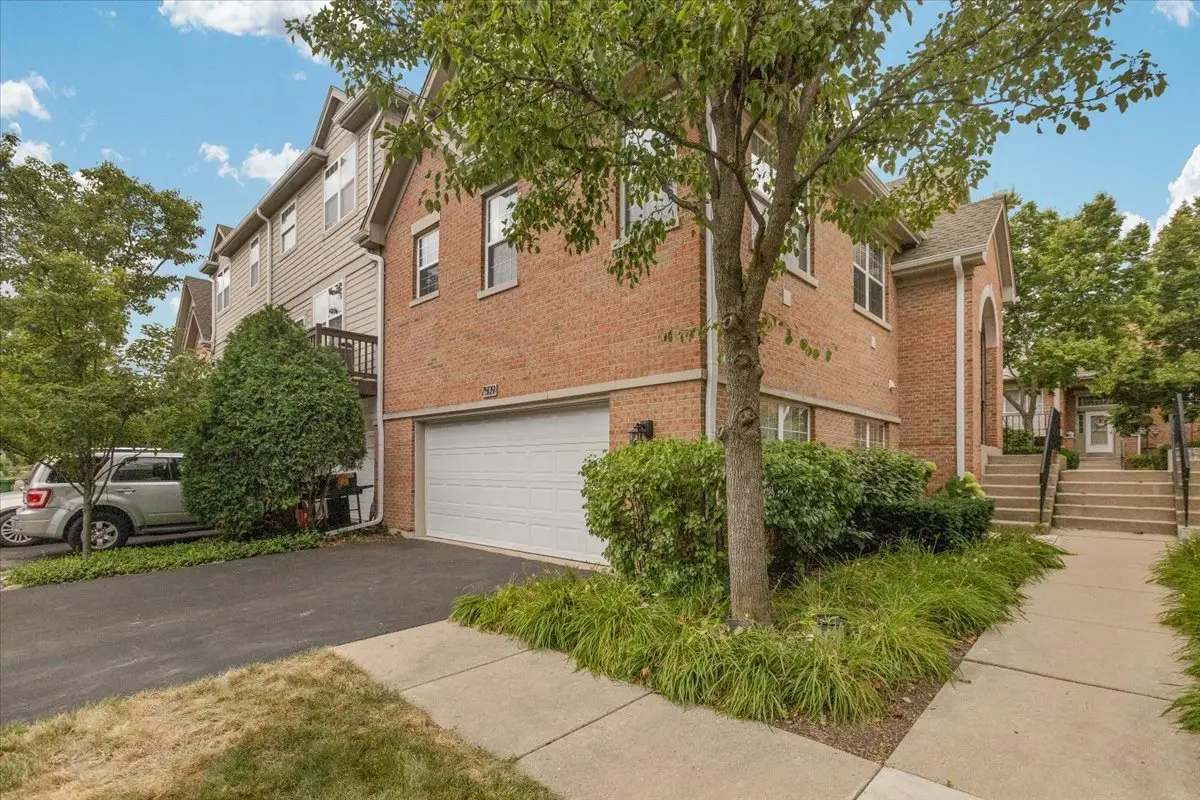 7509 Frontage Road, Skokie, IL 60077 - #1
