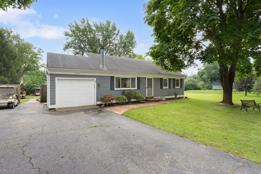 1507 Sunset Drive, McHenry, IL 60051 - #2