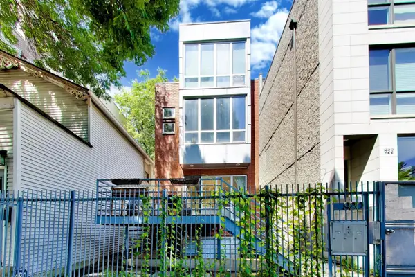 920 N Hermitage Avenue #1F, Chicago, IL 60622