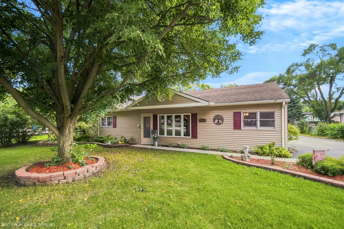 7411 W 109th Place, Worth, IL 60482 - #1