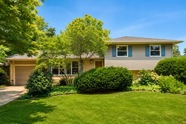 742 E Baldwin Road, Palatine, IL 60074