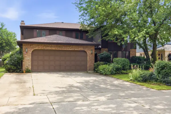 301 N Catino Court, Mount Prospect, IL 60056
