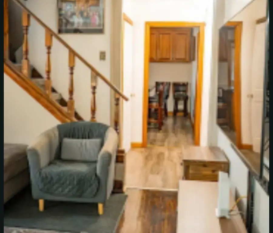 5828 S Kilbourn Avenue, Chicago, IL 60629 - #3