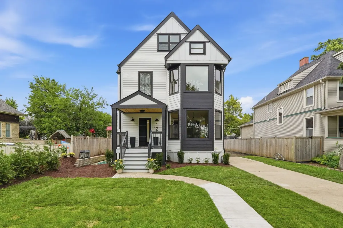 121 N Kensington Avenue, La Grange, IL 60525 - #1