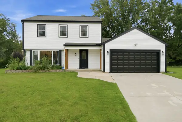 740 Thompson Boulevard, Buffalo Grove, IL 60089