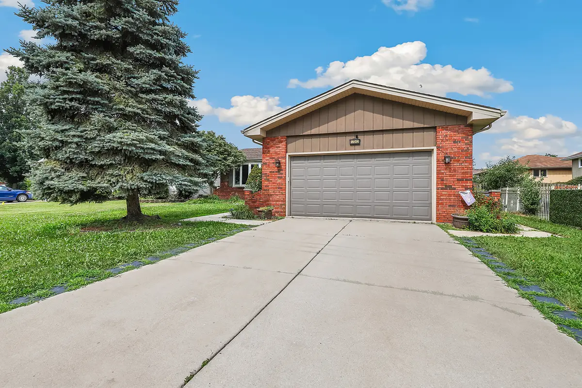 17042 Lockwood Avenue, Oak Forest, IL 60452 - #1