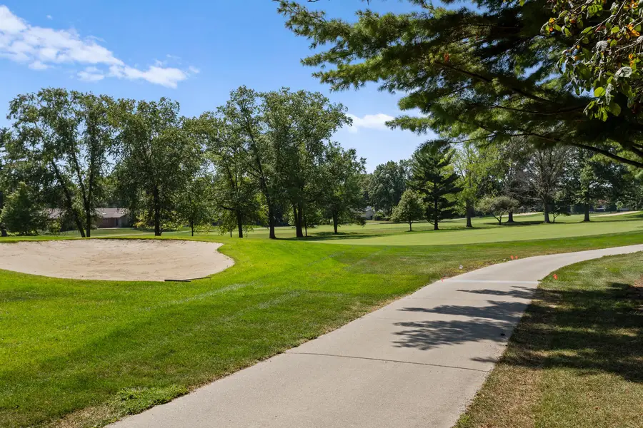 4 Fields E, Champaign, IL 61822 - #3