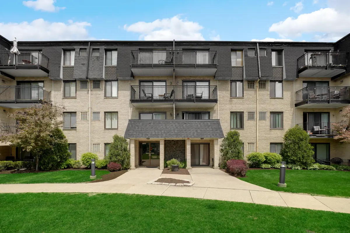 10735 W 5th Avenue #404, Countryside, IL 60525 - #1
