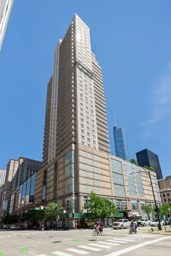 545 N Dearborn Street #2301, Chicago, IL 60654