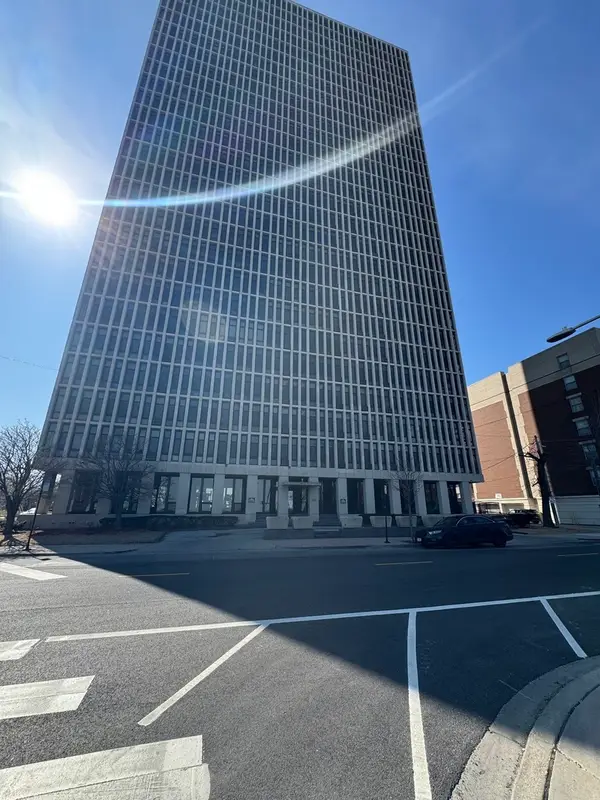 6700 S South Shore Drive #12E, Chicago, IL 60649