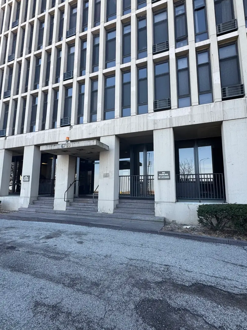 6700 S South Shore Drive #12E, Chicago, IL 60649 - #2