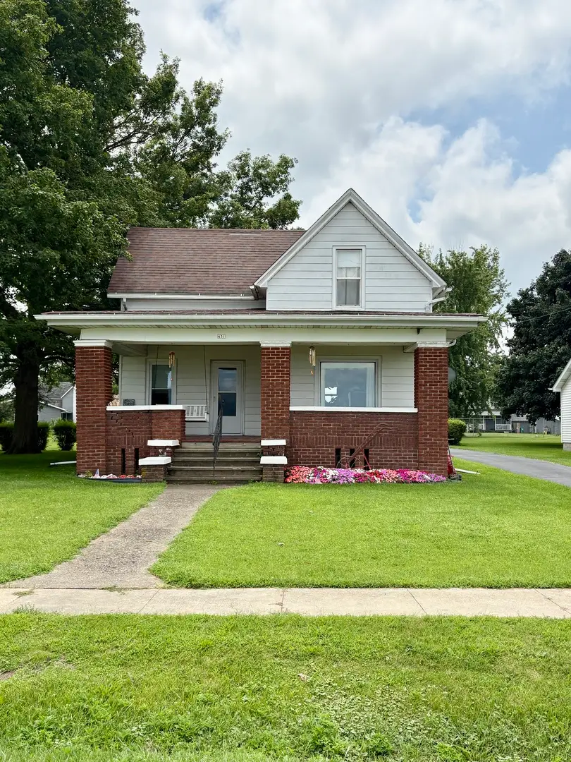 431 W Main Street, Bradford, IL 61421 - #1