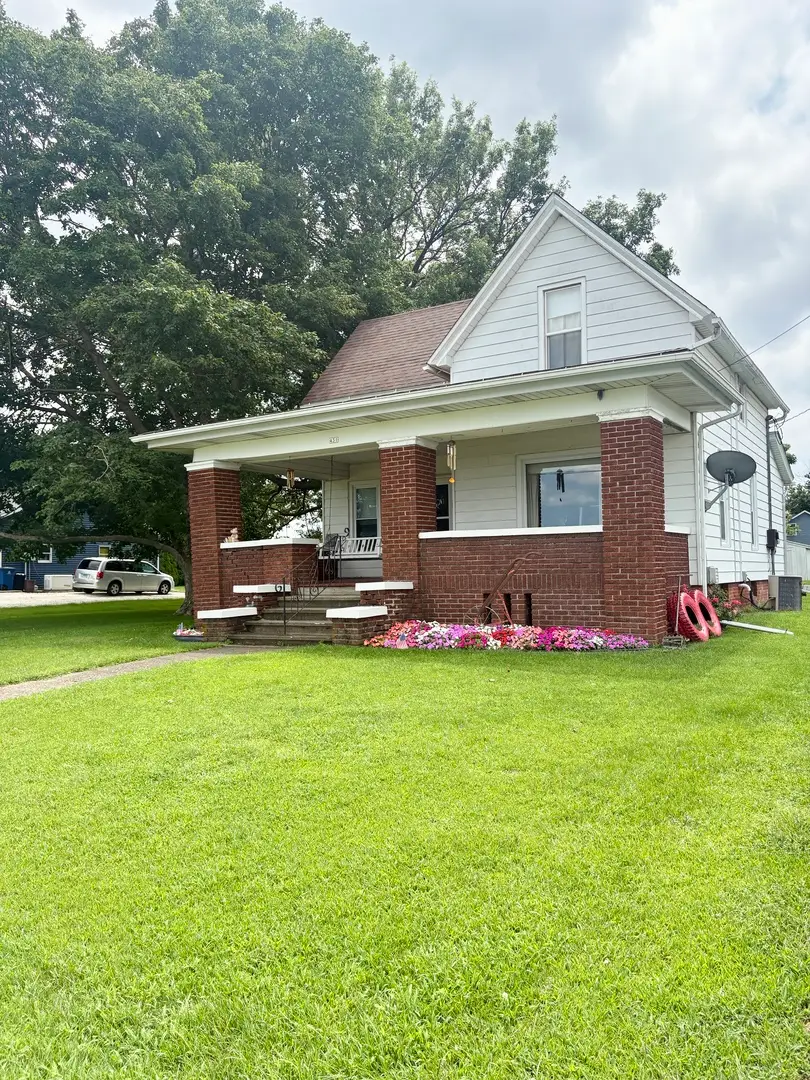 431 W Main Street, Bradford, IL 61421 - #2