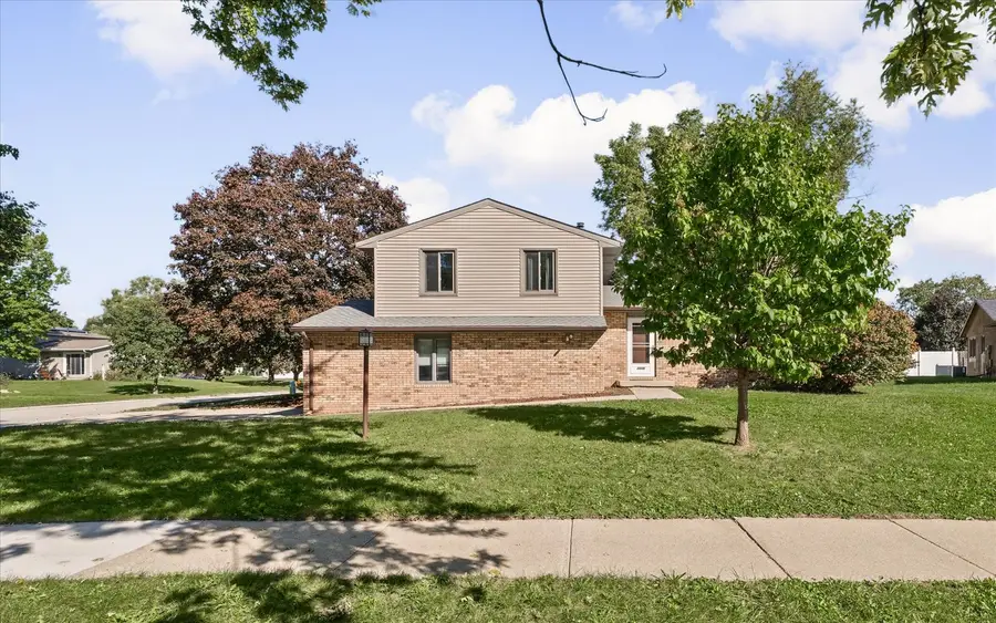 2006 Clover Court E, Champaign, IL 61821 - #3