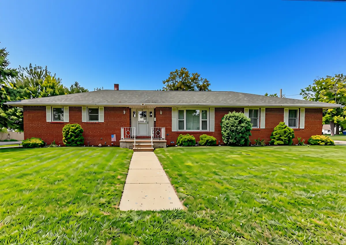 701 W Clark Street, Princeton, IL 61356 - #1