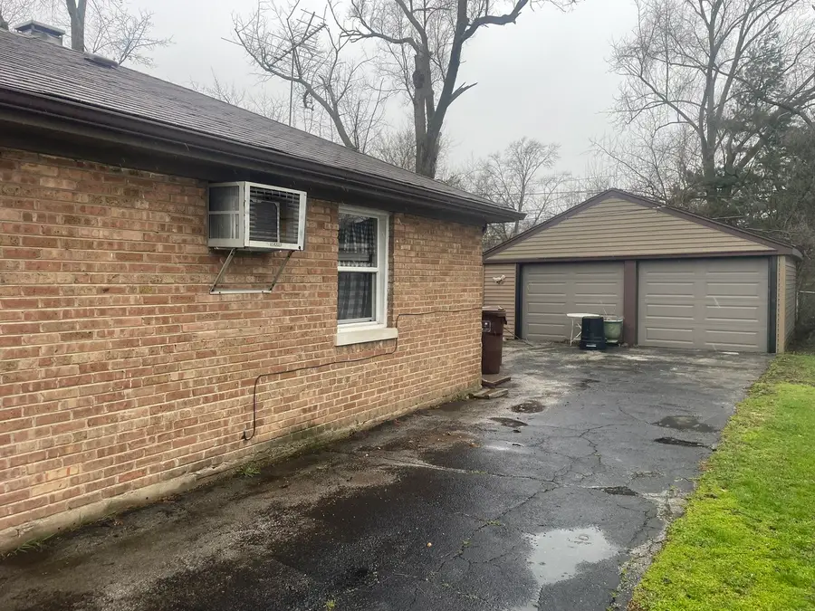 322 Nassau Street, Park Forest, IL 60466 - #2