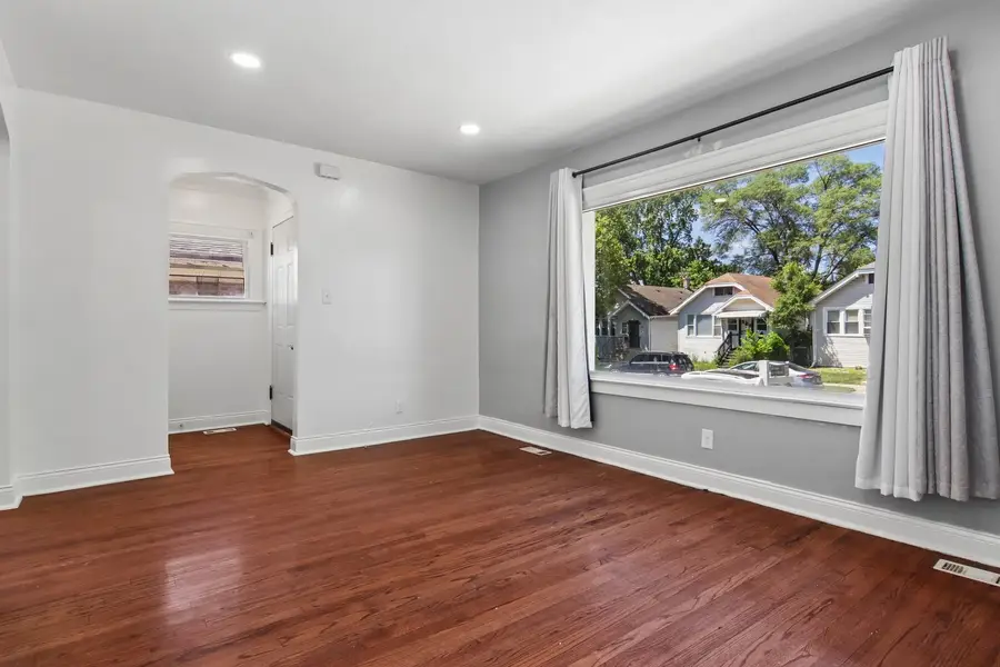 9913 S Parnell Avenue, Chicago, IL 60628 - #3