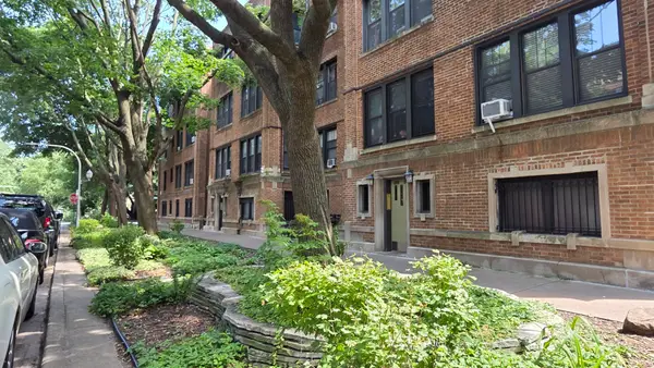 1309 W Farwell Avenue W #3, Chicago, IL 60626