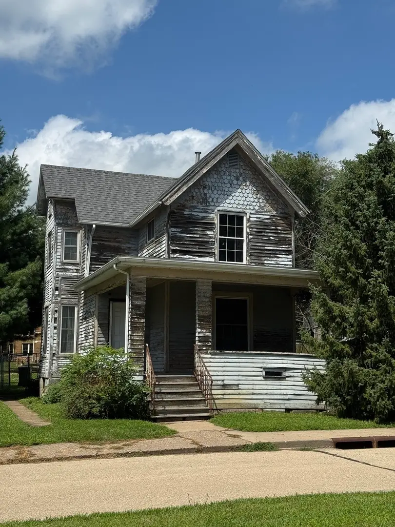 604 Melrose Court, Clinton, IA 52732 - #1
