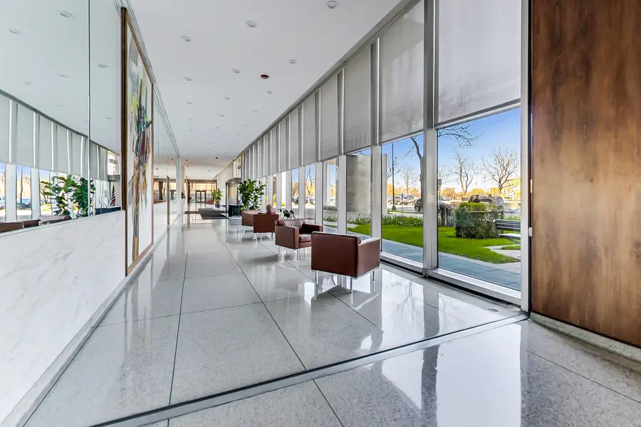 3600 N Lake Shore Drive #1211, Chicago, IL 60613 - #2