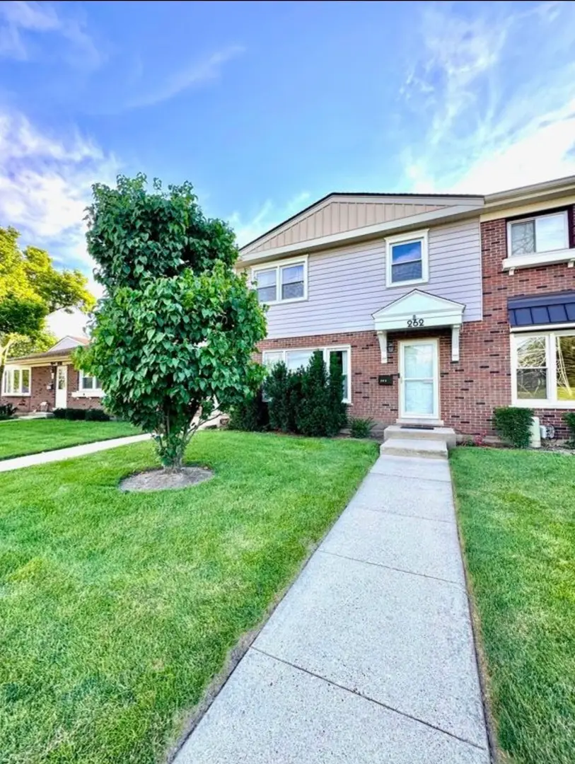 262 Station Drive, Wood Dale, IL 60191 - #1