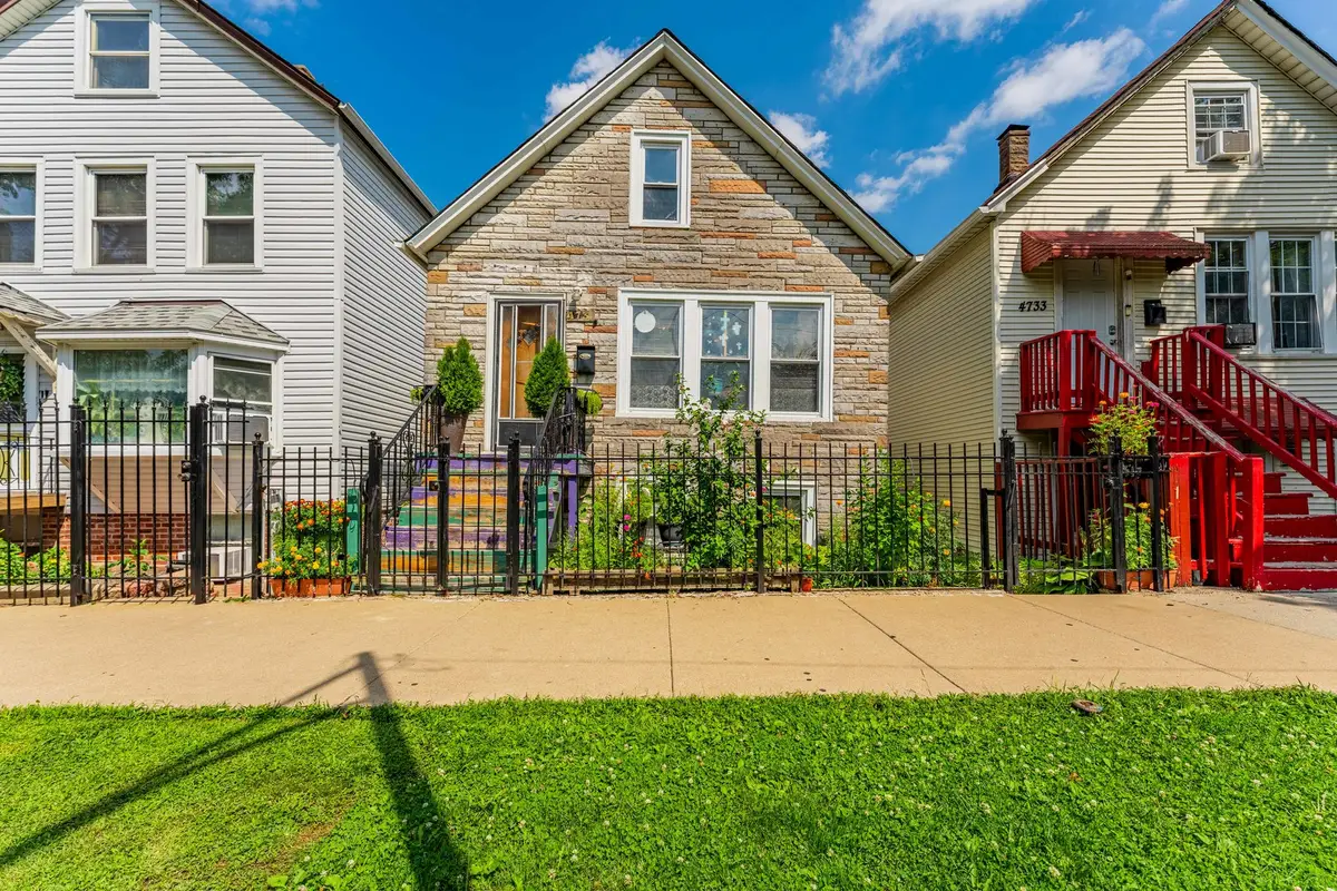 4731 S Honore Street, Chicago, IL 60609 - #1