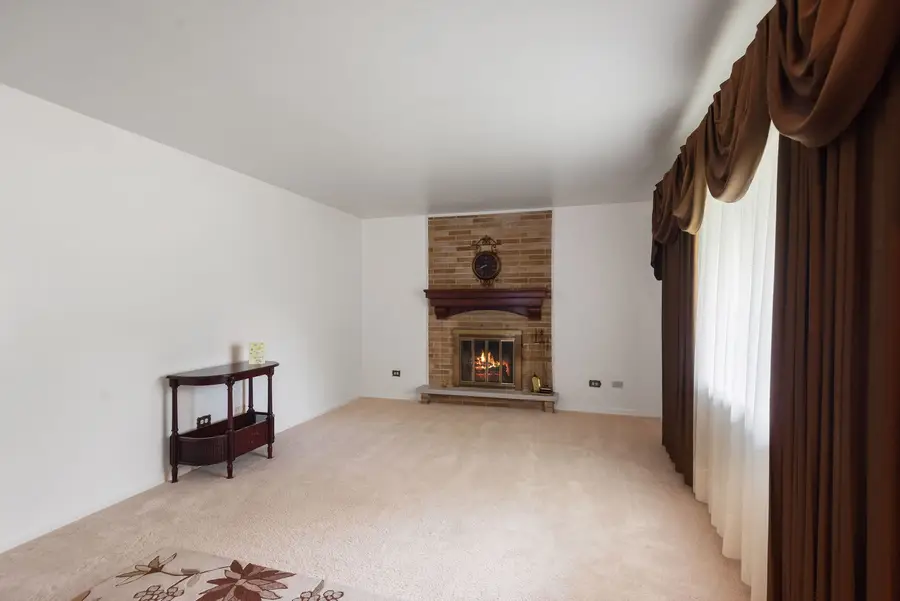 Address Withheld By Seller, Zion, IL 60099 - #2