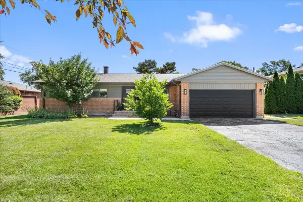 875 Horne Terrace, Des Plaines, IL 60016